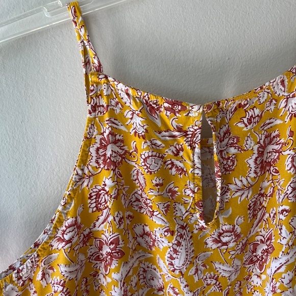 Old Navy Sz L Halter Yellow Floral Tank Top Square Neck Camisole Pullover - Picture 3 of 6
